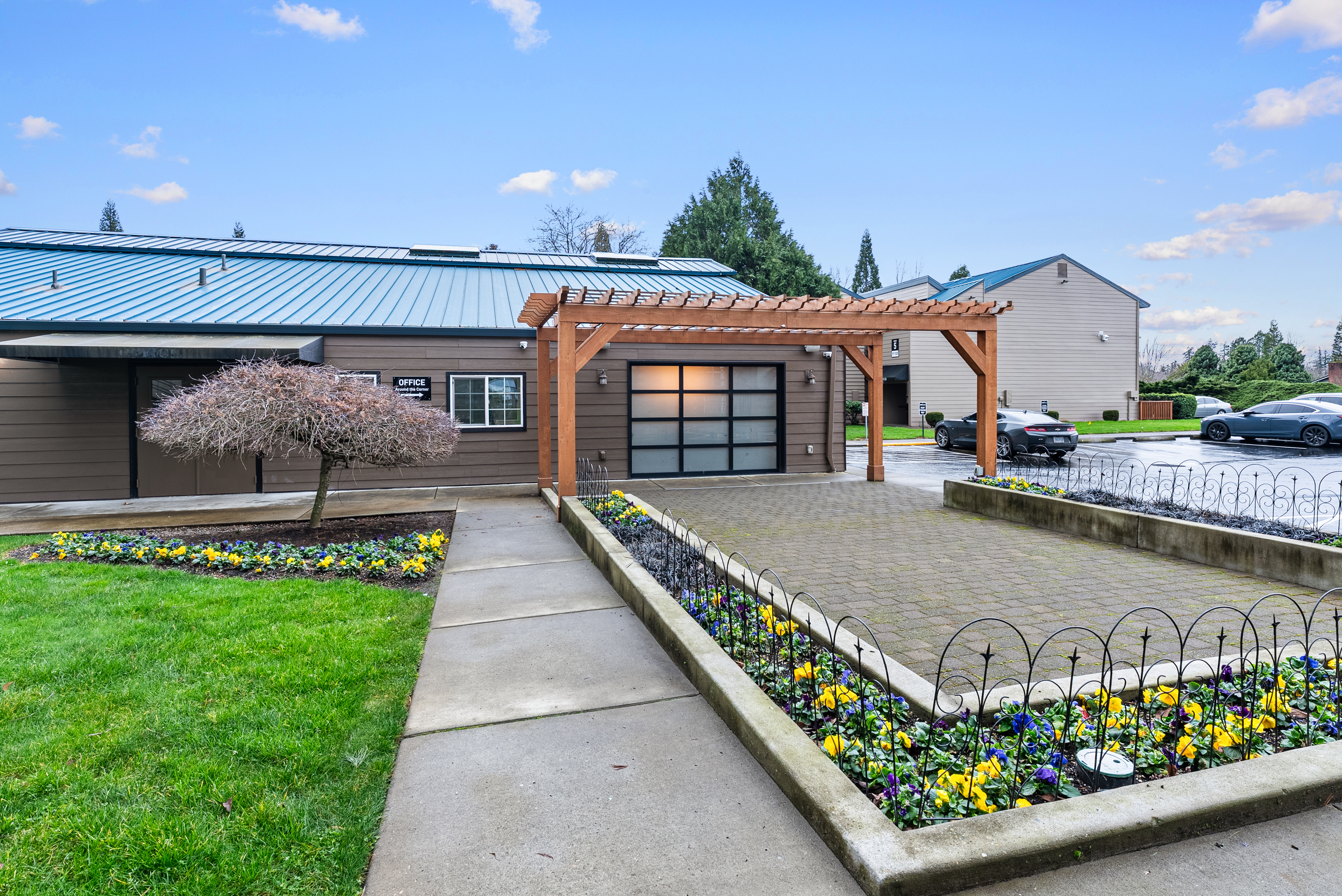 Portland apartment basketball court outdoor amenities photography