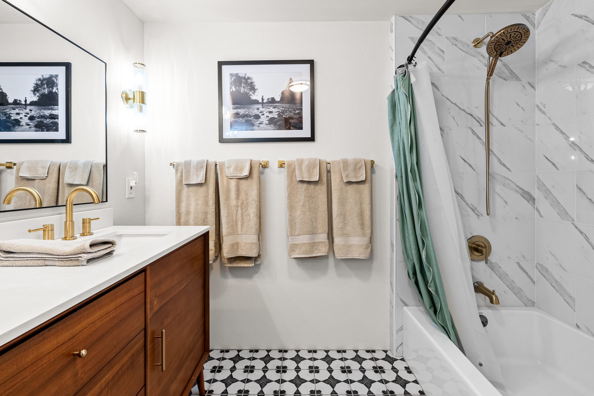 Portland real estate bathroom detail photography