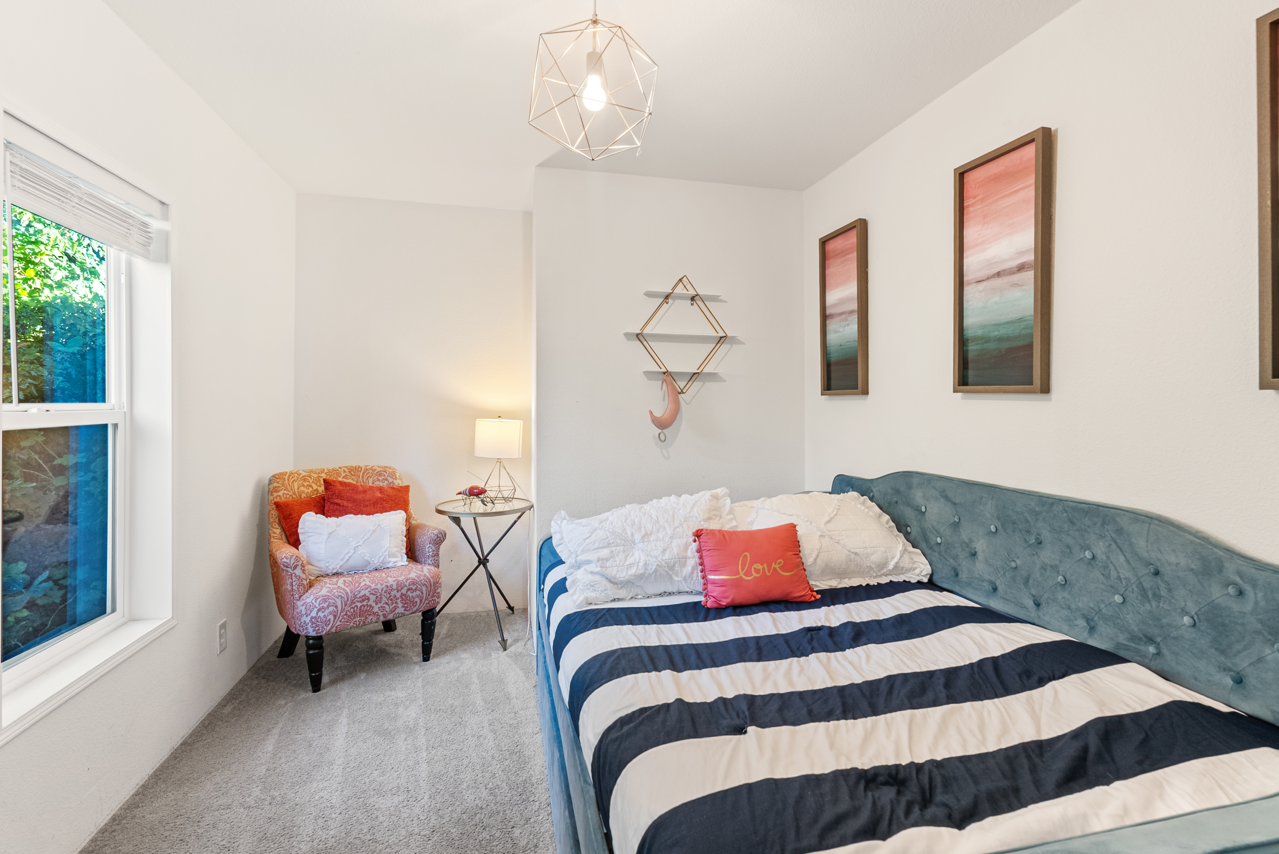 Portland real estate bedroom interior photography